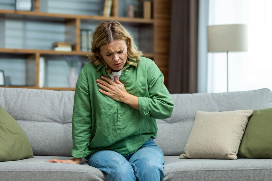 Menopauza i srce: kako promena hormona utiče na krvni pritisak i holesterol